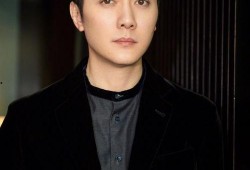 爆料者冯绍峰最新一期,冯绍峰最新爆料揭露娱乐圈惊人内幕