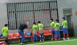 足球教练直播爆料最新视频,最新足球战术解析与球员亮点